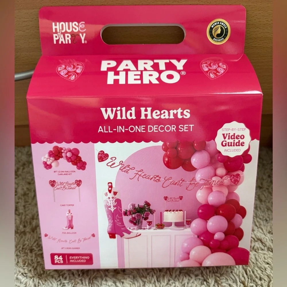 House of Party Wild Hearts Balloons Decor Kit Pink and Red 83ct